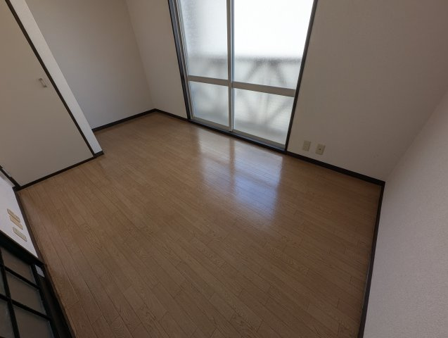 ソレイユ綾羽の内装