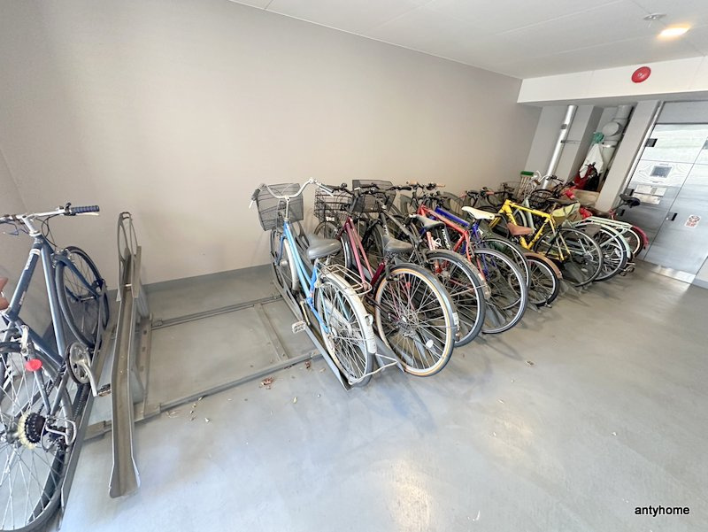 GALLERY谷町　仲介手数料無料の駐車場