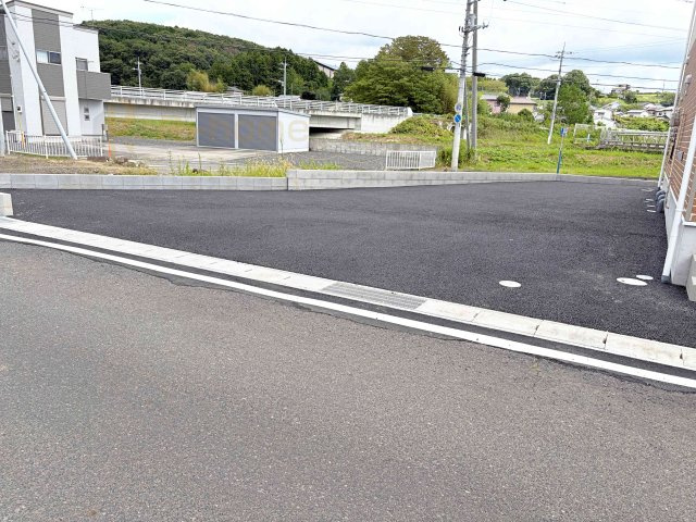 常陸太田市増井町第1　新築戸建て　3号棟の駐車場|カースペースは2台お停めいただけます♪