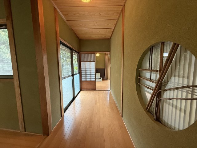 世知原町岩谷口戸建の設備|渡り廊下西側