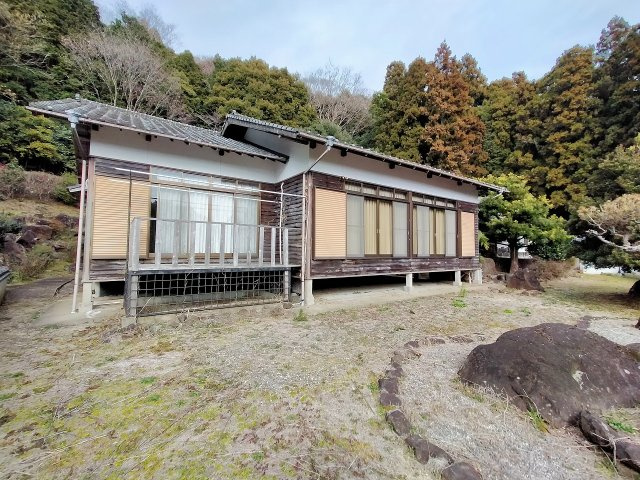 世知原町岩谷口戸建の外観