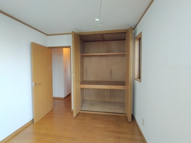 東浜町一戸建の収納