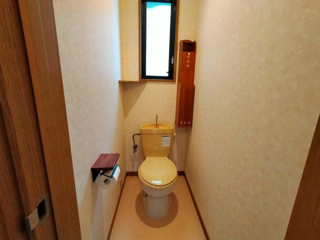 東浜町一戸建のトイレ