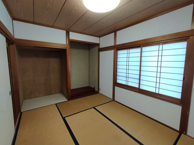 東浜町一戸建の和室