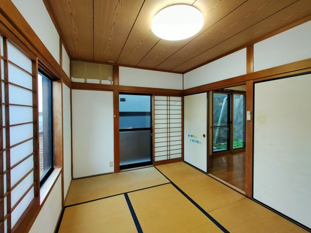 東浜町一戸建の和室