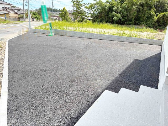 常陸太田市増井町第1　新築戸建て　4号棟の駐車場|カースペースは2台お停めいただけます♪