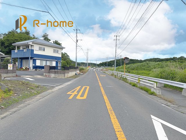 常陸太田市増井町第1　新築戸建て　4号棟の前面道路含む現地写真|周辺環境も併せて案内致します♪
閑静な住宅地で笑顔あふれる新生活！
ぜひ現地へお越しください♪