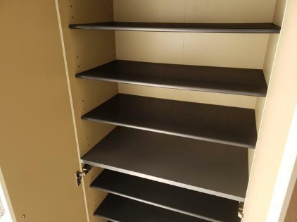 【玄関】アゼリア