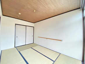 【寝室】