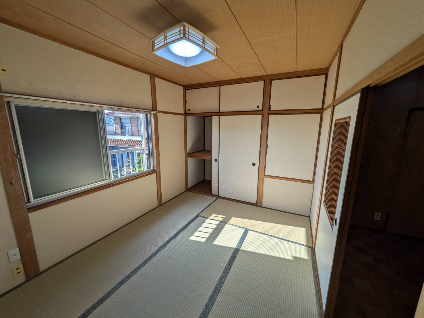 山手5丁目貸家の和室