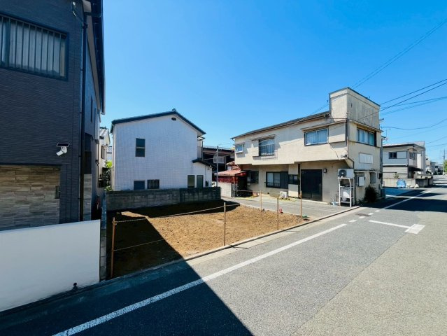 【外観】 | ～インフィーア Vol.78　練馬区南大泉６丁目　ブランド新築戸建て～  | 【更地時現地】陽当たりも良好で周辺環境も充実のエリアです