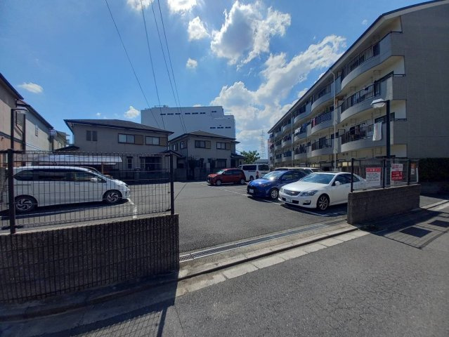 【駐車場】 | メゾンイーストサイド