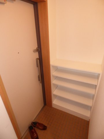 WILLDO松屋町の玄関