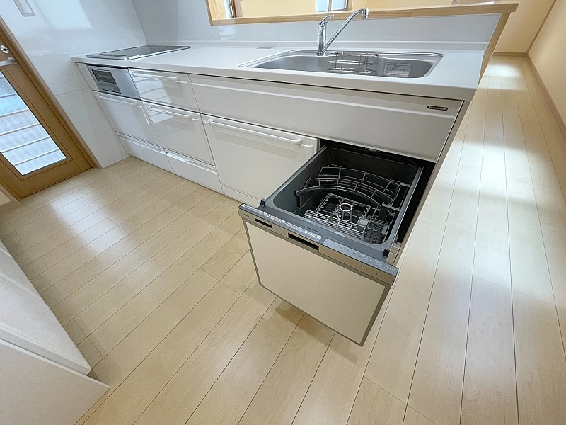 川棚町百津郷新築建売一戸建のキッチン