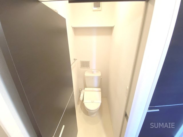 ソレアード Bの玄関