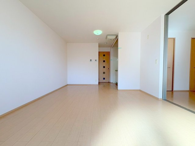 ベルビー宝塚の居間・リビング