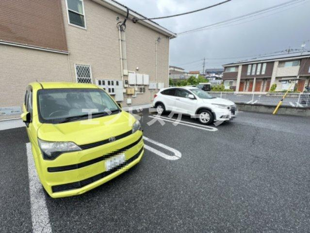 プロムナード　ヒルの駐車場|高崎、前橋のお部屋探しはエンドスケープまで！お客様の理想お聞かせ下さい♪