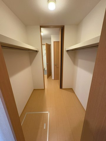 Manoir（マノアールワン）Ⅰの収納|こまごまとしたものを収納できそうですね