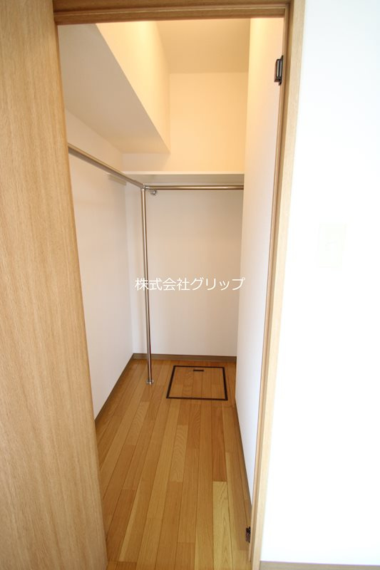 ネオマイム横浜阪東橋弐番館の収納