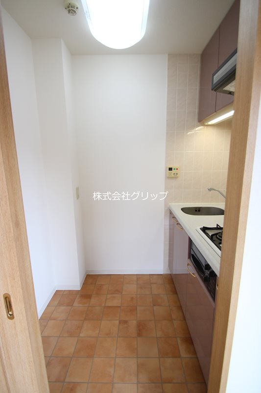 ネオマイム横浜阪東橋弐番館のキッチン