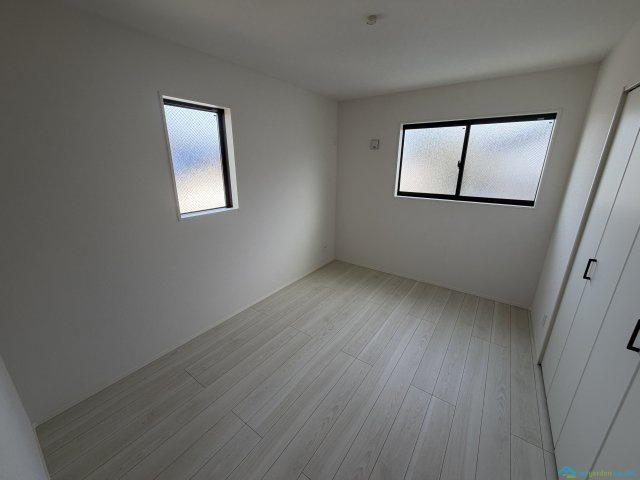厚木市戸室6期　新築戸建　全2棟2号棟の子供部屋