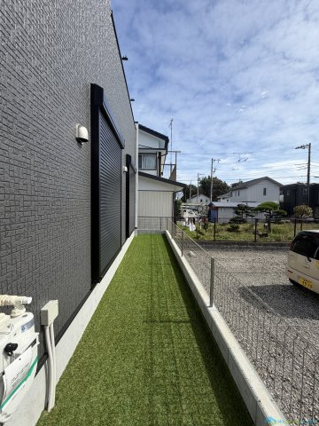 厚木市戸室6期　新築戸建　全2棟2号棟の庭