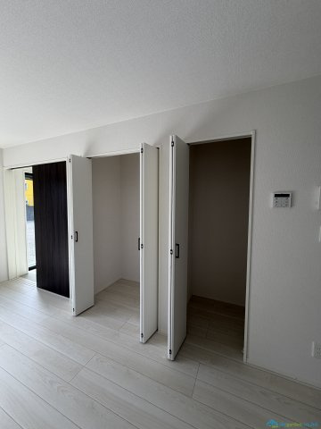 厚木市戸室6期　新築戸建　全2棟2号棟の収納