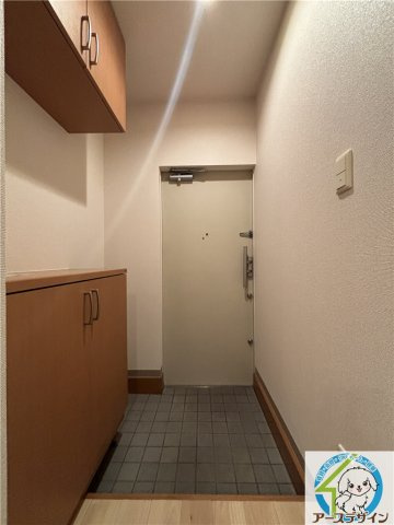 ソレアード本荘壱番館の玄関