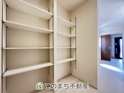 【収納】 | LievleGarden.S第2八千代菅谷　1号棟 | 同社施工物件写真。※建具やフローリング、その他仕様が異なる場合がございます。