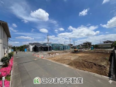 【前面道路含む現地写真】 | LievleGarden.S第2八千代菅谷　1号棟 | 前面道路の写真です。