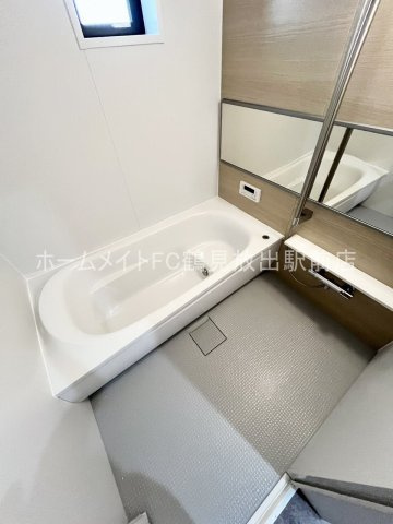 東大阪市稲田本町１丁目のアパートの浴室