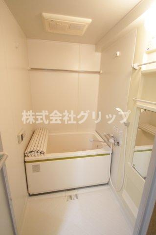 グリフォーネ横浜・西口の浴室