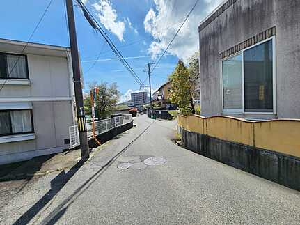 安佐南区上安2丁目の前面道路含む現地写真