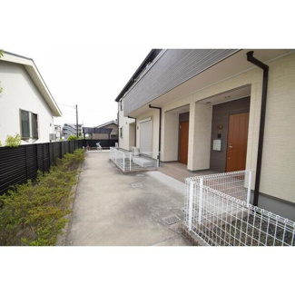 【エントランス】 | CASA　OBELISK