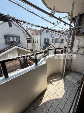 花園東町2丁目中古戸建のバルコニー|陽当たり良好で洗濯物が乾きやすいです♪