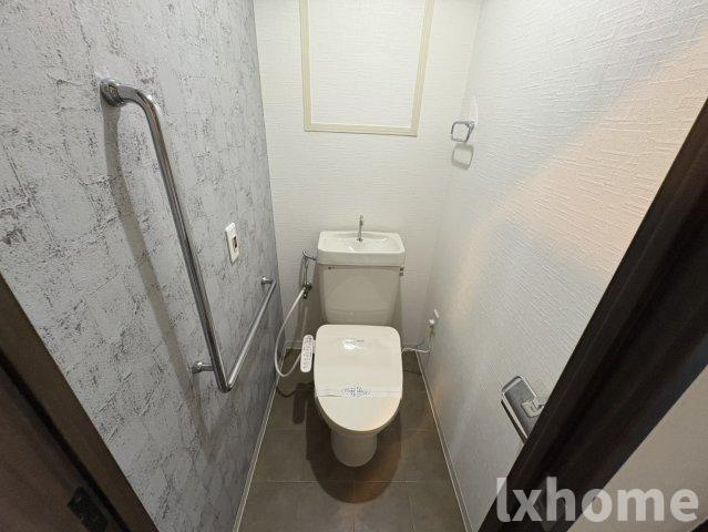 フロレアール・ジーアのトイレ|清潔感のあるトイレです