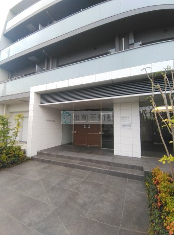 BLESS上池袋のエントランス