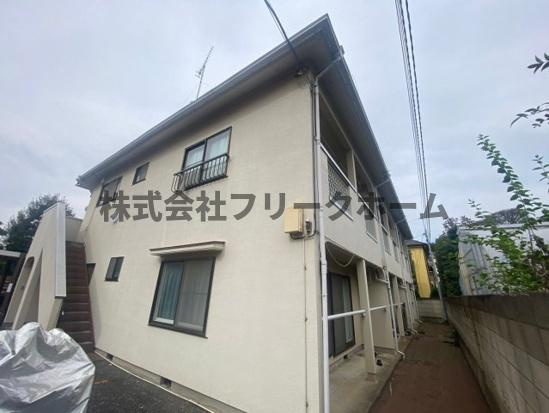 三鷹市井口３丁目のアパート