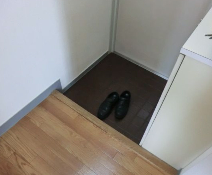 エトワール王子の玄関