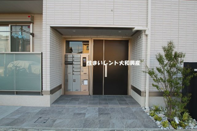 コルザ南台のエントランス