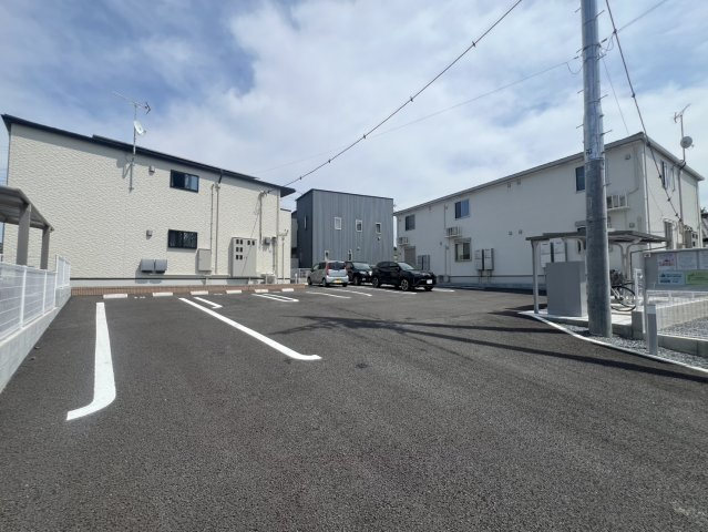 ホープフル　Ⅰの駐車場