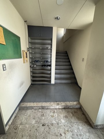 東ノ川１４５－2事務所の玄関