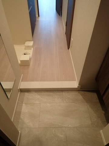 コンシェリア駒込ヒルトップスクエアの玄関