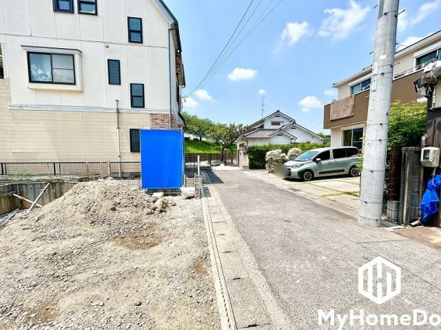 名古屋市北区西味鋺5丁目の前面道路含む現地写真