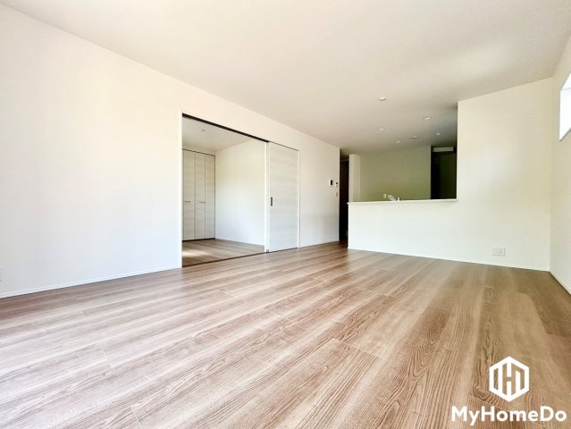 北区西味鋺5丁目の居間・リビング|家族団欒の場にぴったりな広々LDKで快適な暮らし