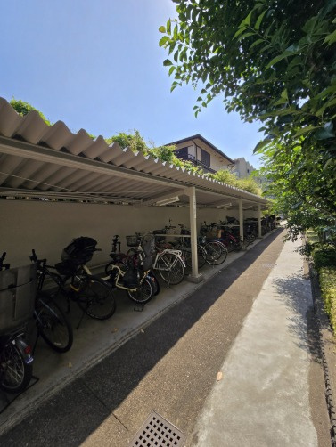 藤和ライブタウン伏見桃山の駐輪場