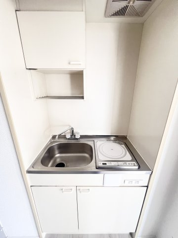 JJBASE西加賀屋のキッチン