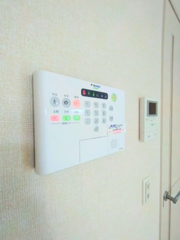 【セキュリティ】 | D-roomシルクマムB