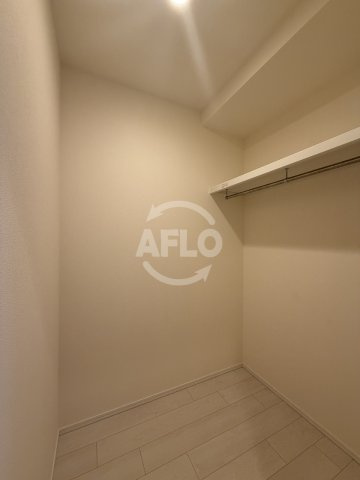 スプランディッド大阪ベイサイドDUEの収納|スプランディッド大阪ベイサイドDUE　クローゼット