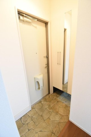 桜サライの玄関